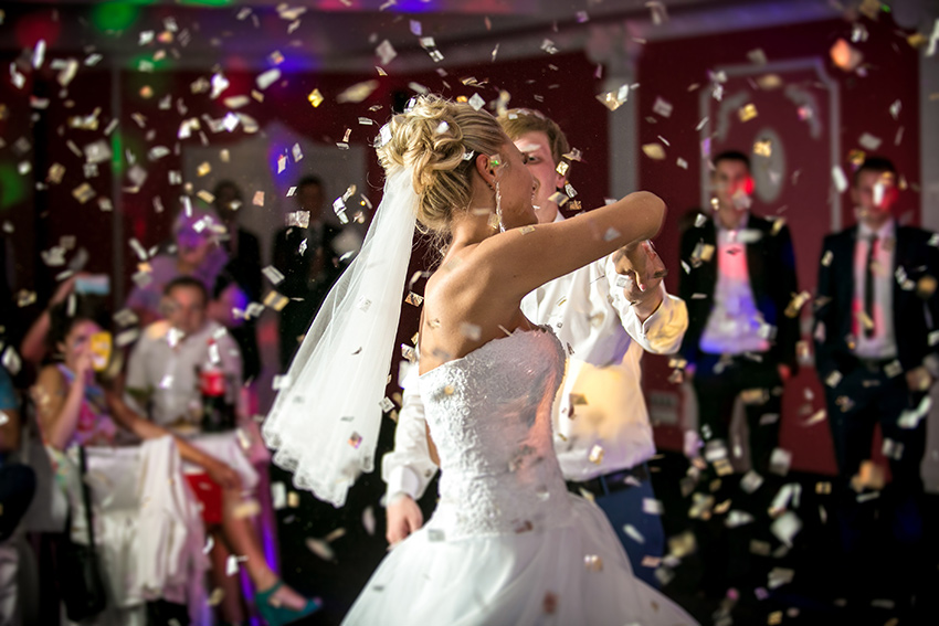 Hochzeitspaar Tanzt